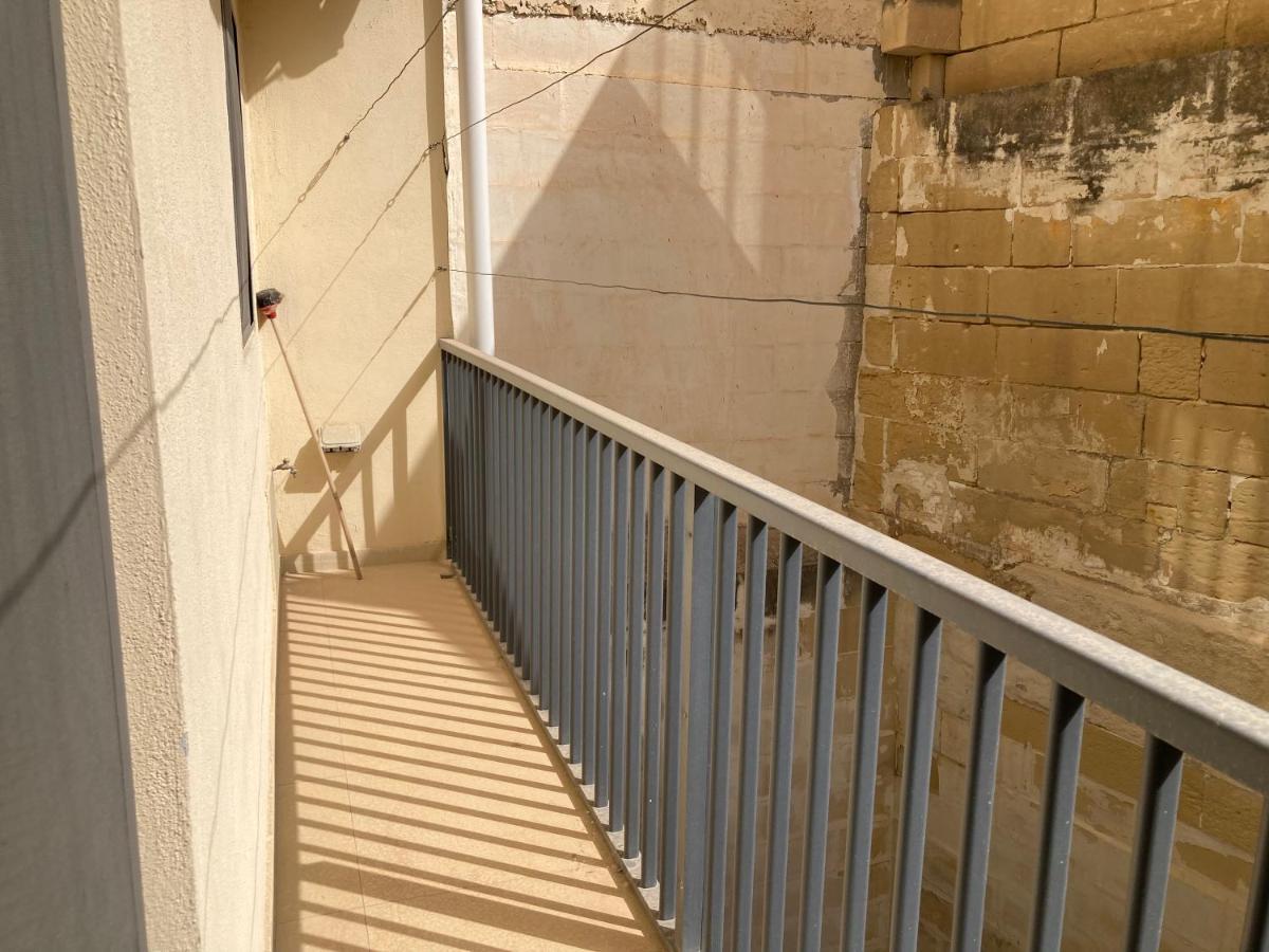 Grand Harbour View Lookout Apartment *